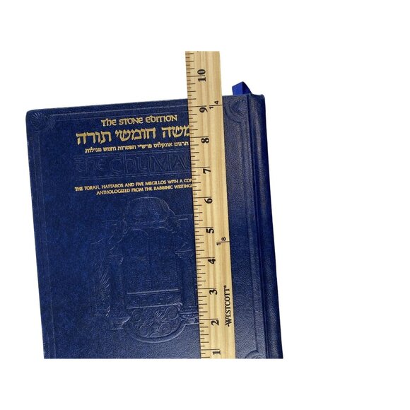 The Stone Edition Chumash Torah Haftaros & Five Megillos W/ Commentary Bilingual - Picture 5 of 8